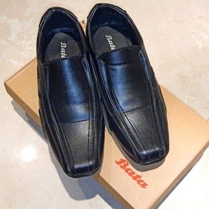 Formal shoes Bata, size 26.3 cm (8),black color